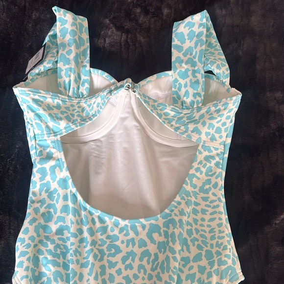 NWT Kate Spade Underwire One Piece bathing suit size S - Picture 9 of 9